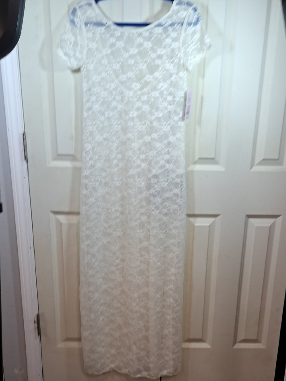 Nwt. White Lace Maxi Dress - Sheer Lace Floral Overlay - Picture 4 of 5